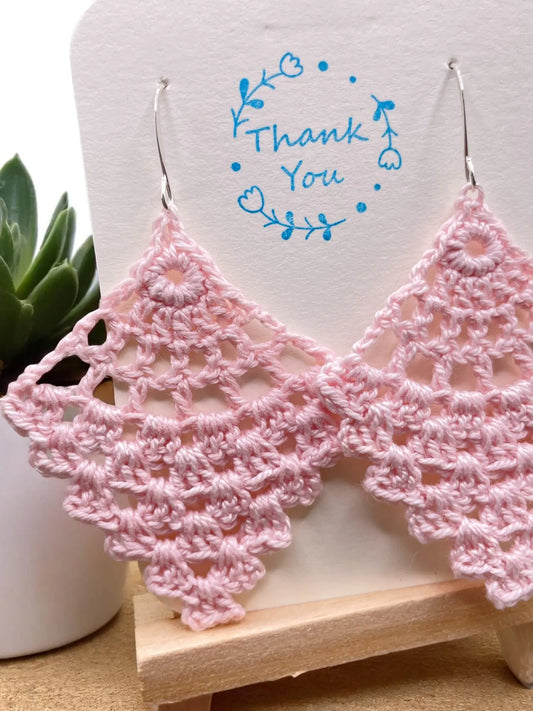 Chandelier earring in light pink Tangles & Twine