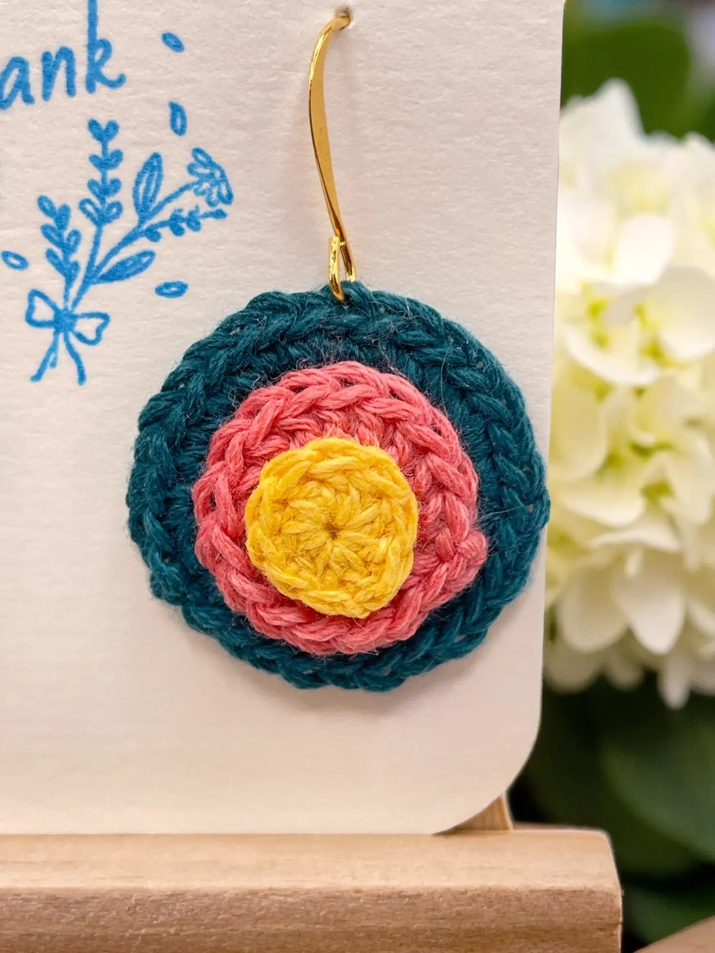 3D Circle with dark teal base Tangles & Twine