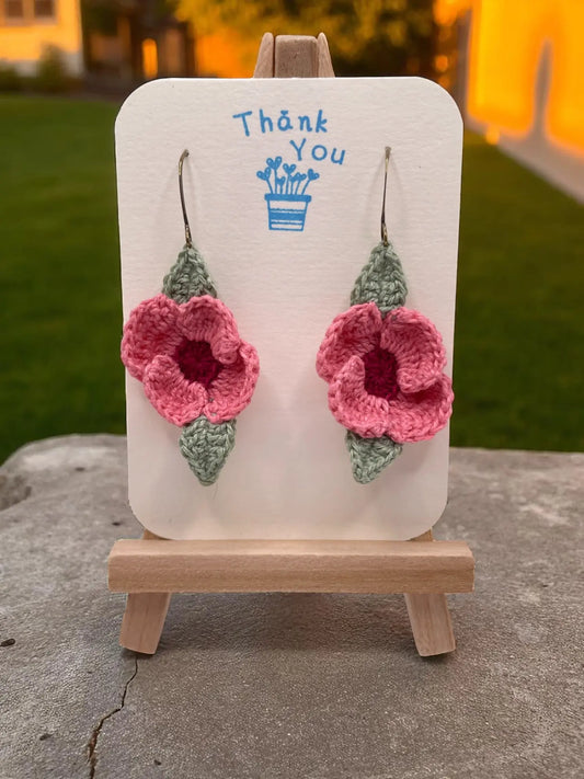 Poppy earring in soft pink and fuchsia (#2) Tangles & Twine
