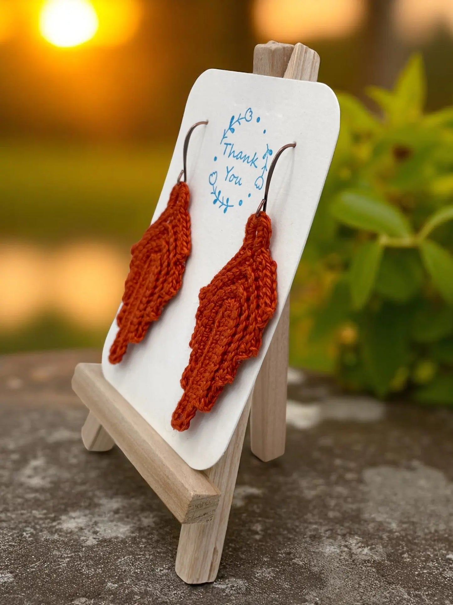 Modern leaf in burnt orange Tangles & Twine