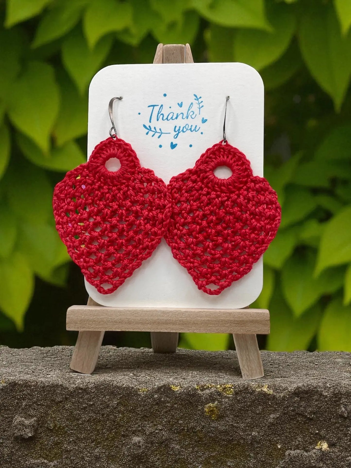 Pineapple in red Tangles & Twine