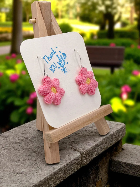 Dangly Puff Flower in pink Tangles & Twine