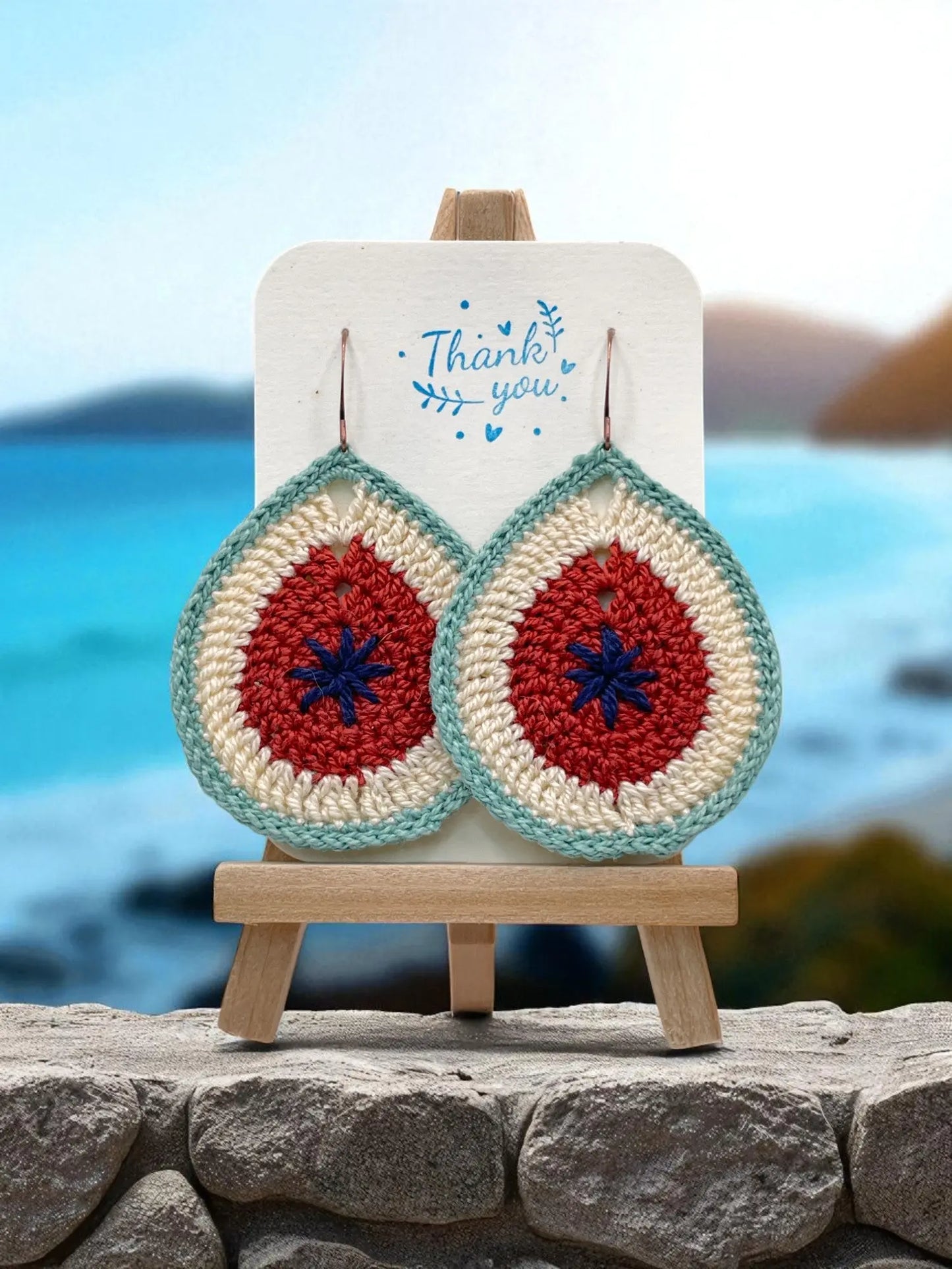 Fancy Teardrop inspired by an avocado Tangles & Twine