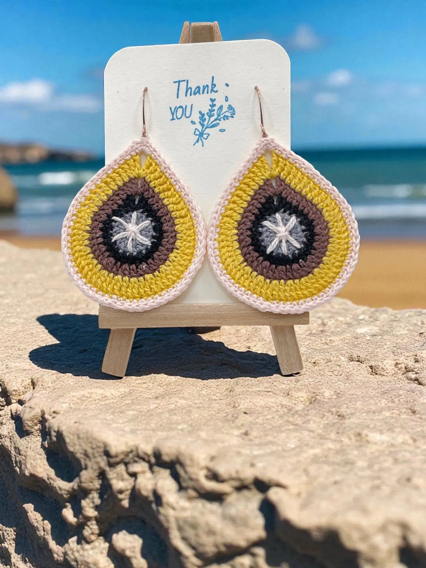 Fancy Teardrop inspired by sunset Tangles & Twine