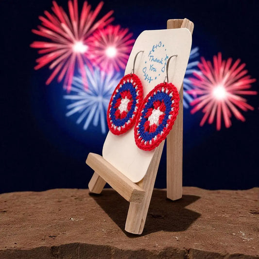 4th of July Intricate Discs (#4) - Tangles & Twine