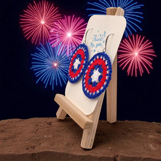 4th of July Intricate Discs (#7) - Tangles & Twine