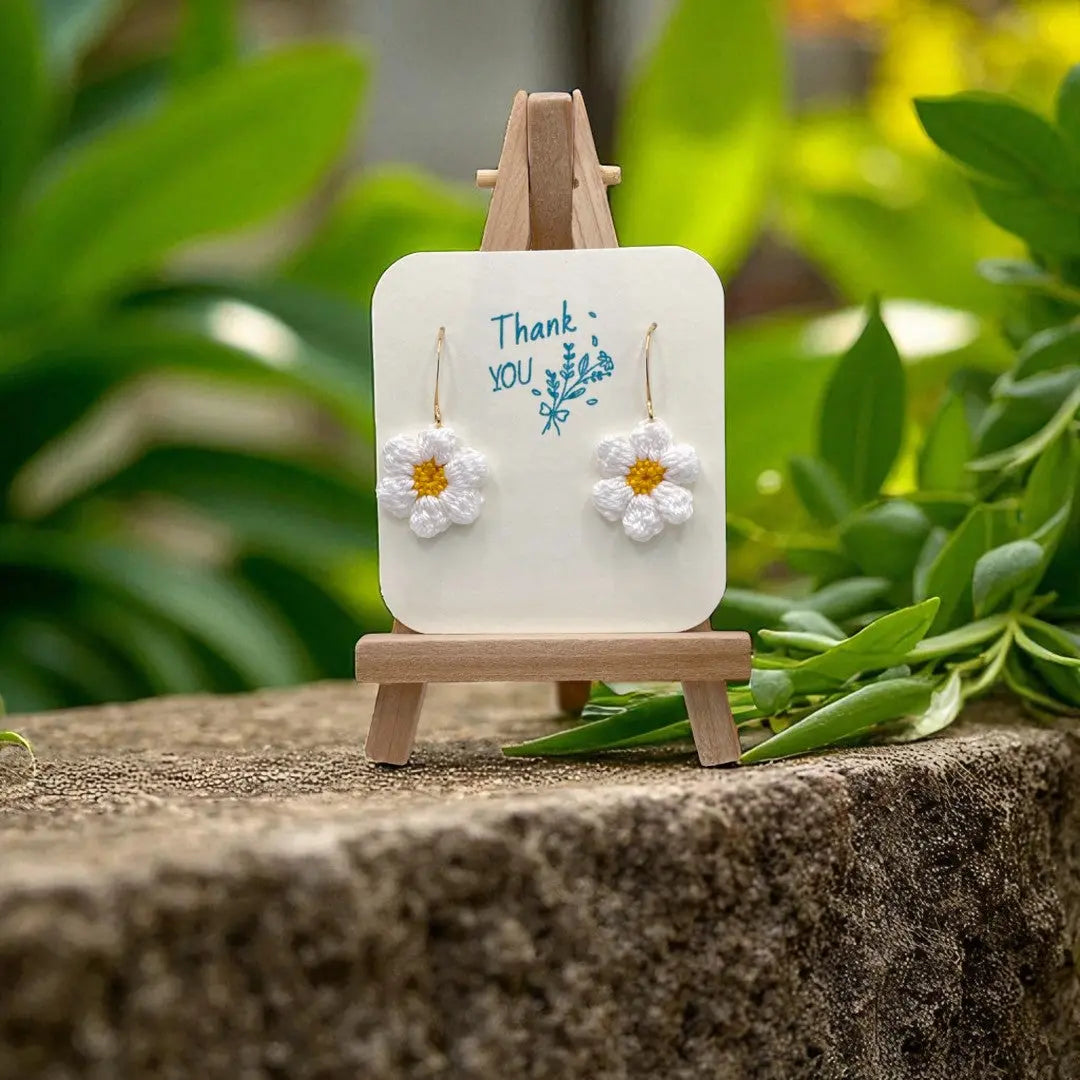 Dangly Puff Flower in white Tangles & Twine