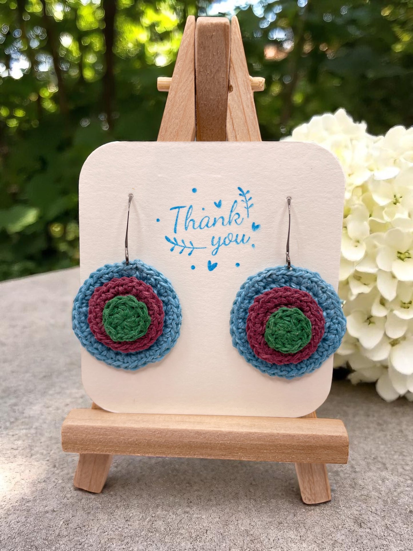 3D Circle with light blue base
