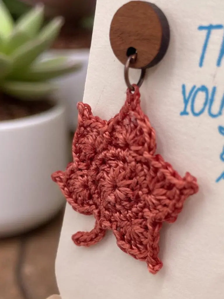 Maple Leaf in copper (#1) Tangles & Twine