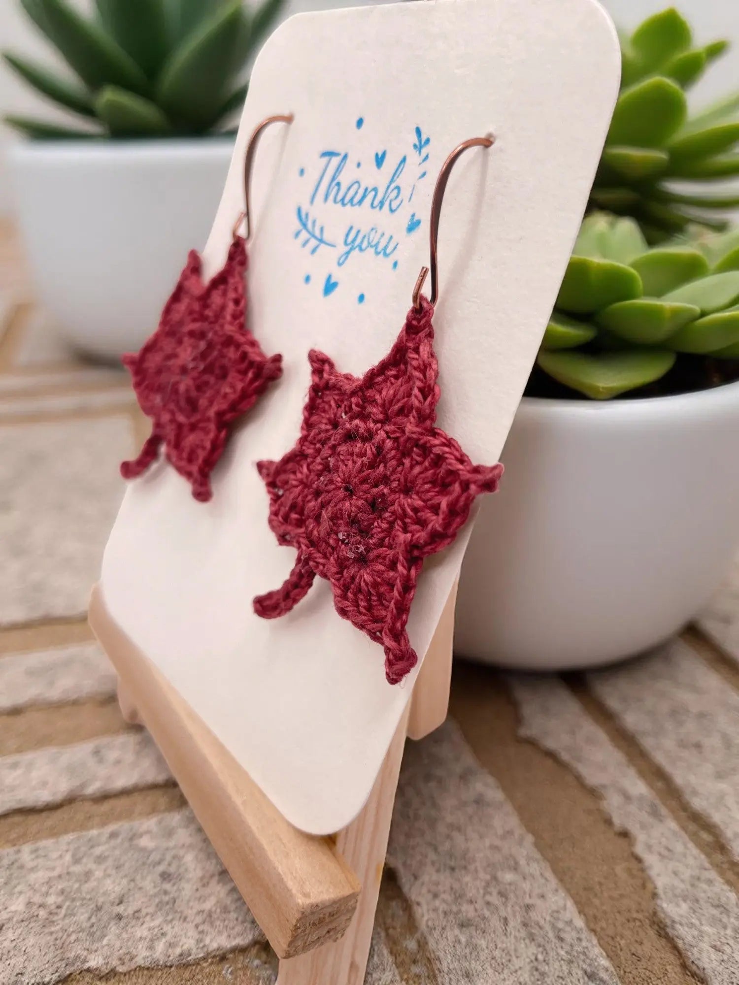 Maple Leaf in burgundy (#5) Tangles & Twine