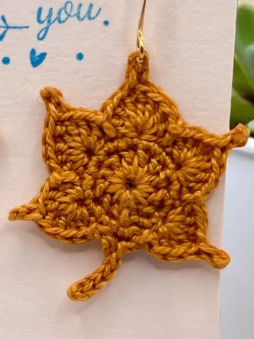 Maple Leaf in honey (#3) Tangles & Twine