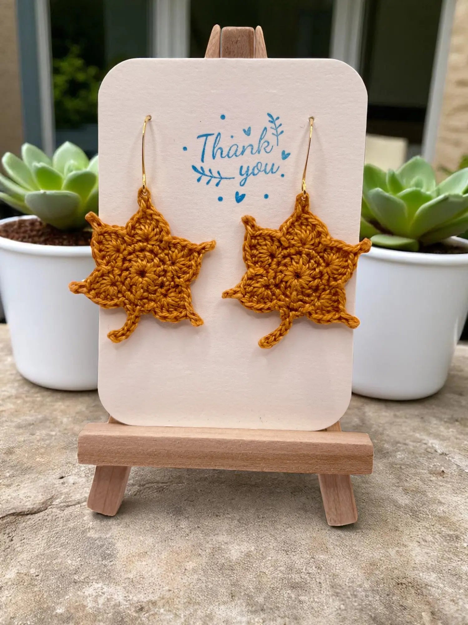 Maple Leaf in honey (#3) Tangles & Twine