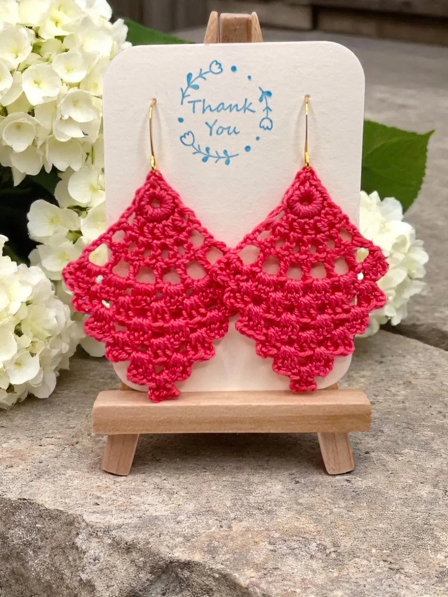 Chandelier earring in hot pink Tangles & Twine