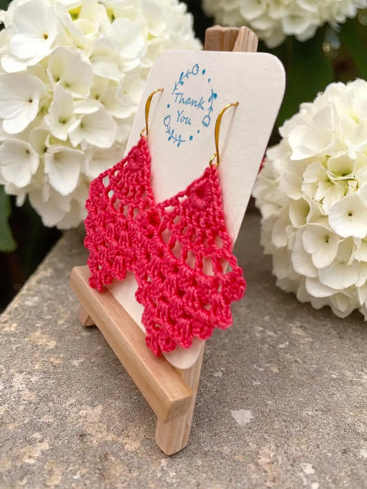 Chandelier earring in hot pink Tangles & Twine