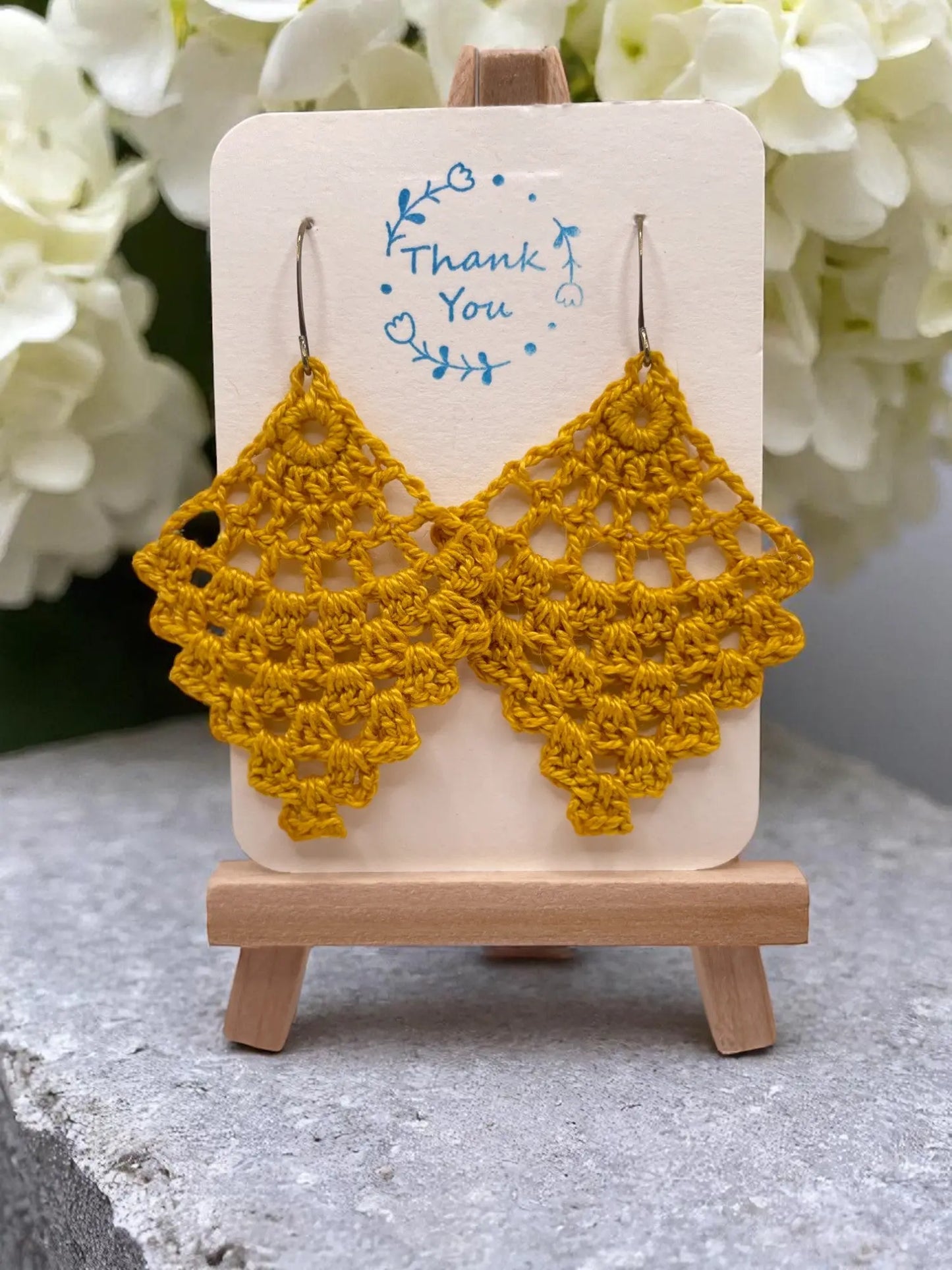 Chandelier earring in mustard Tangles & Twine