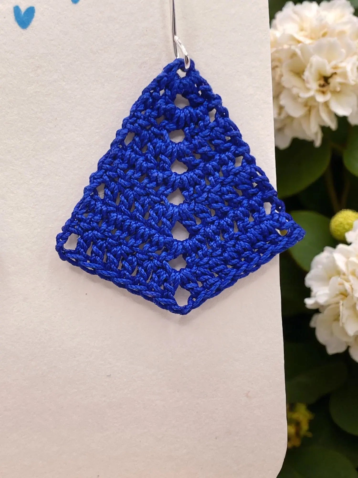 Simple triangle blue (small) Tangles & Twine