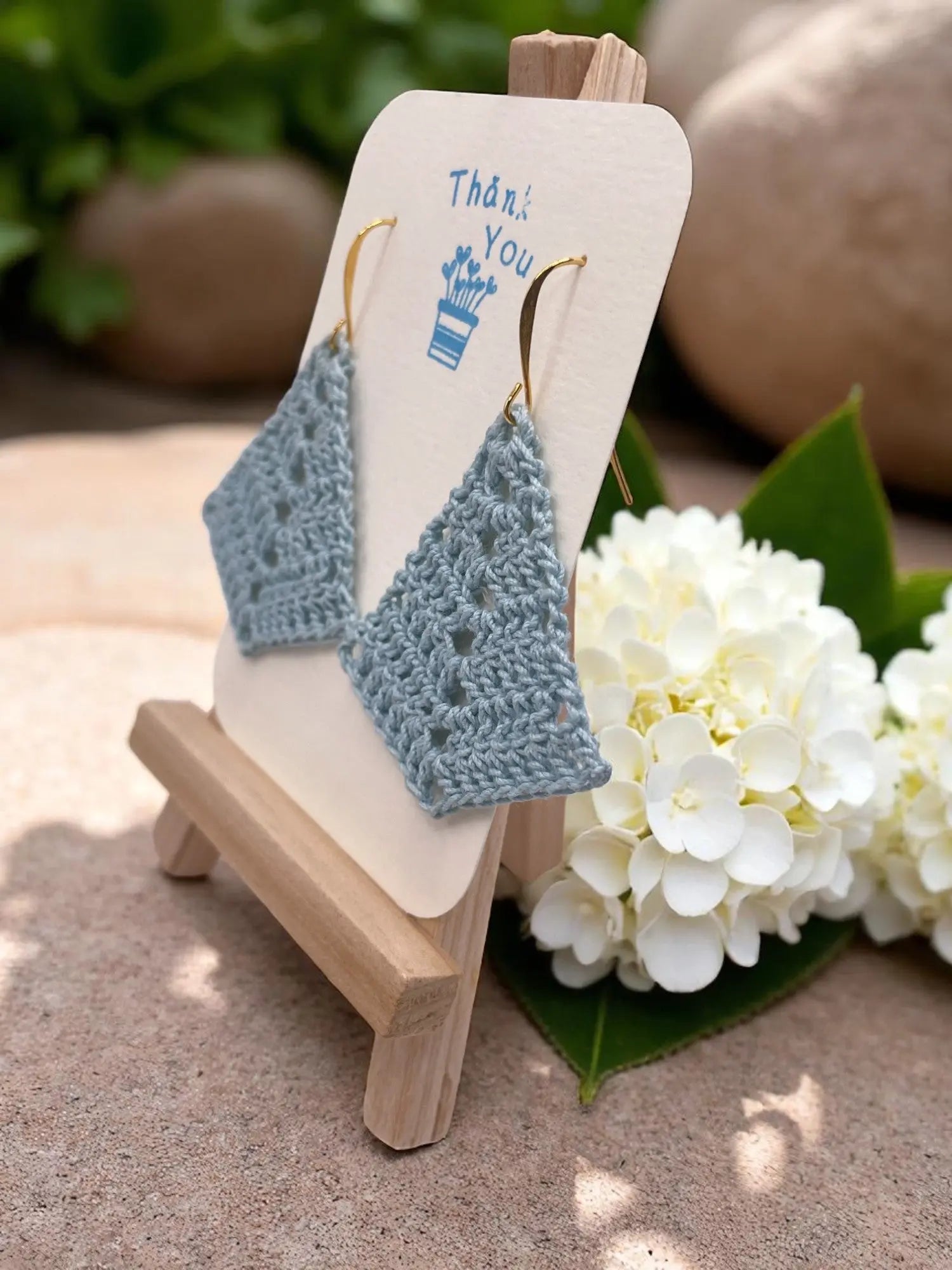 Simple triangle in light blue Tangles & Twine