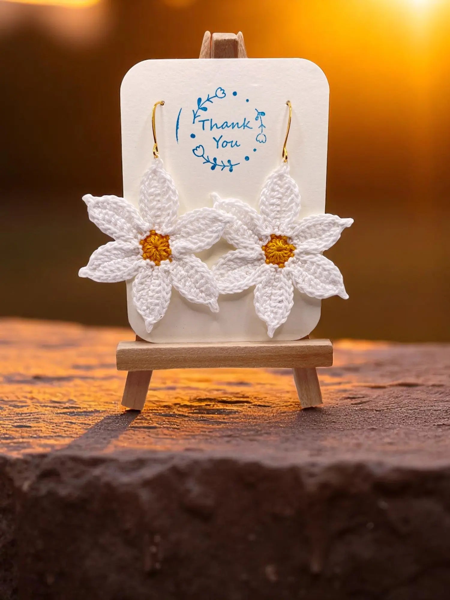 Large dangly white flower Tangles & Twine