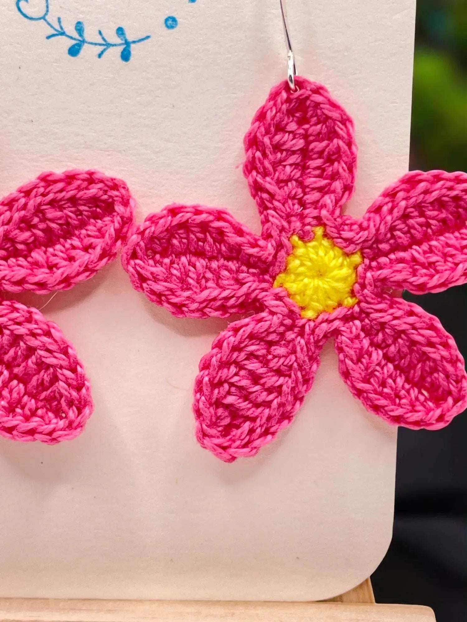 Large dangly bright pink flower Tangles & Twine