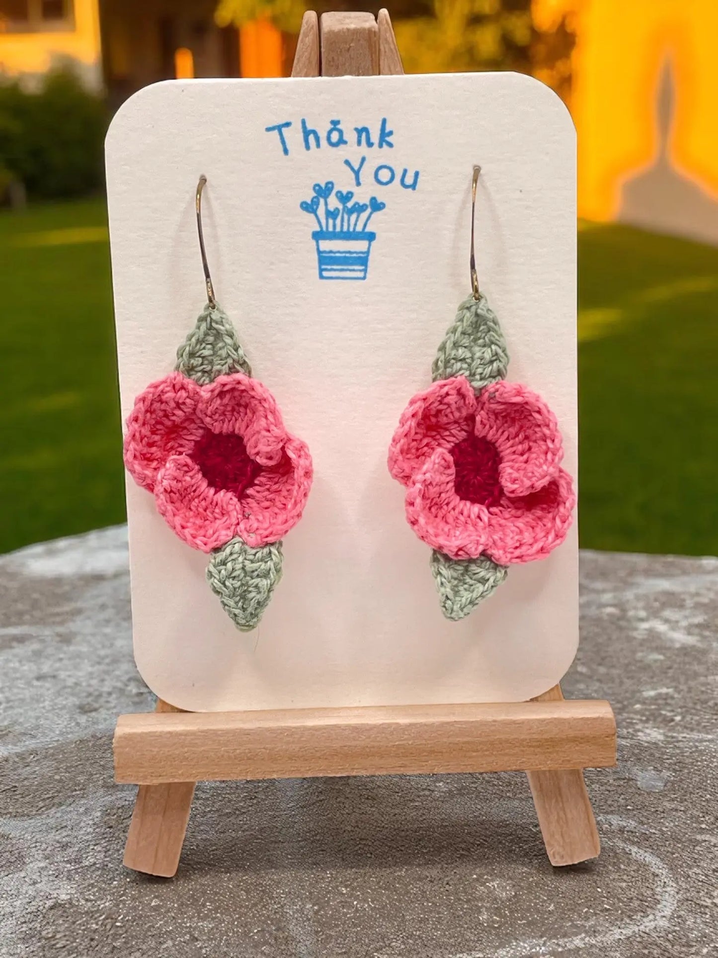 Poppy earring in soft pink and fuchsia (#2) Tangles & Twine