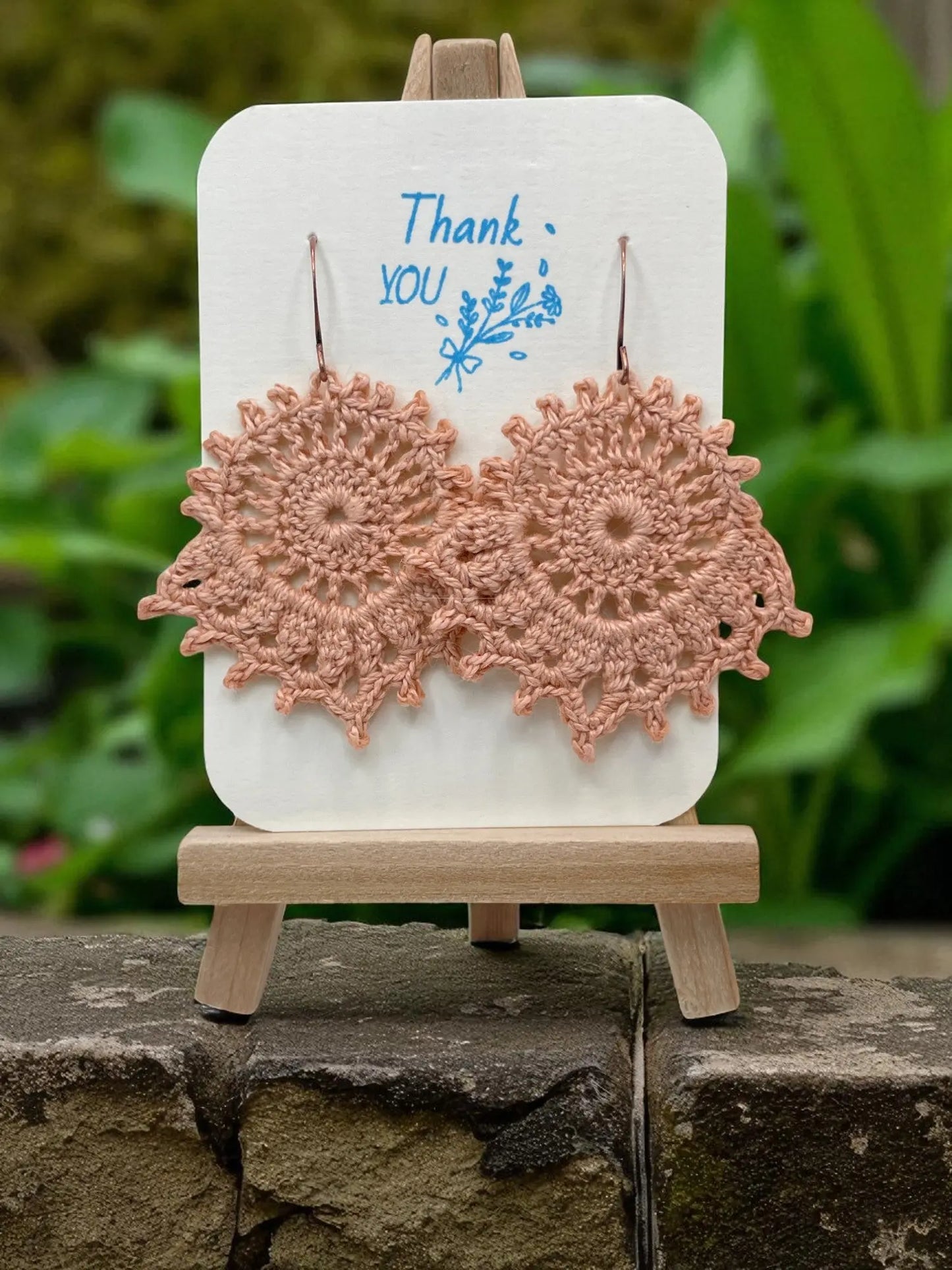 The Royal Whimsy in almond Tangles & Twine