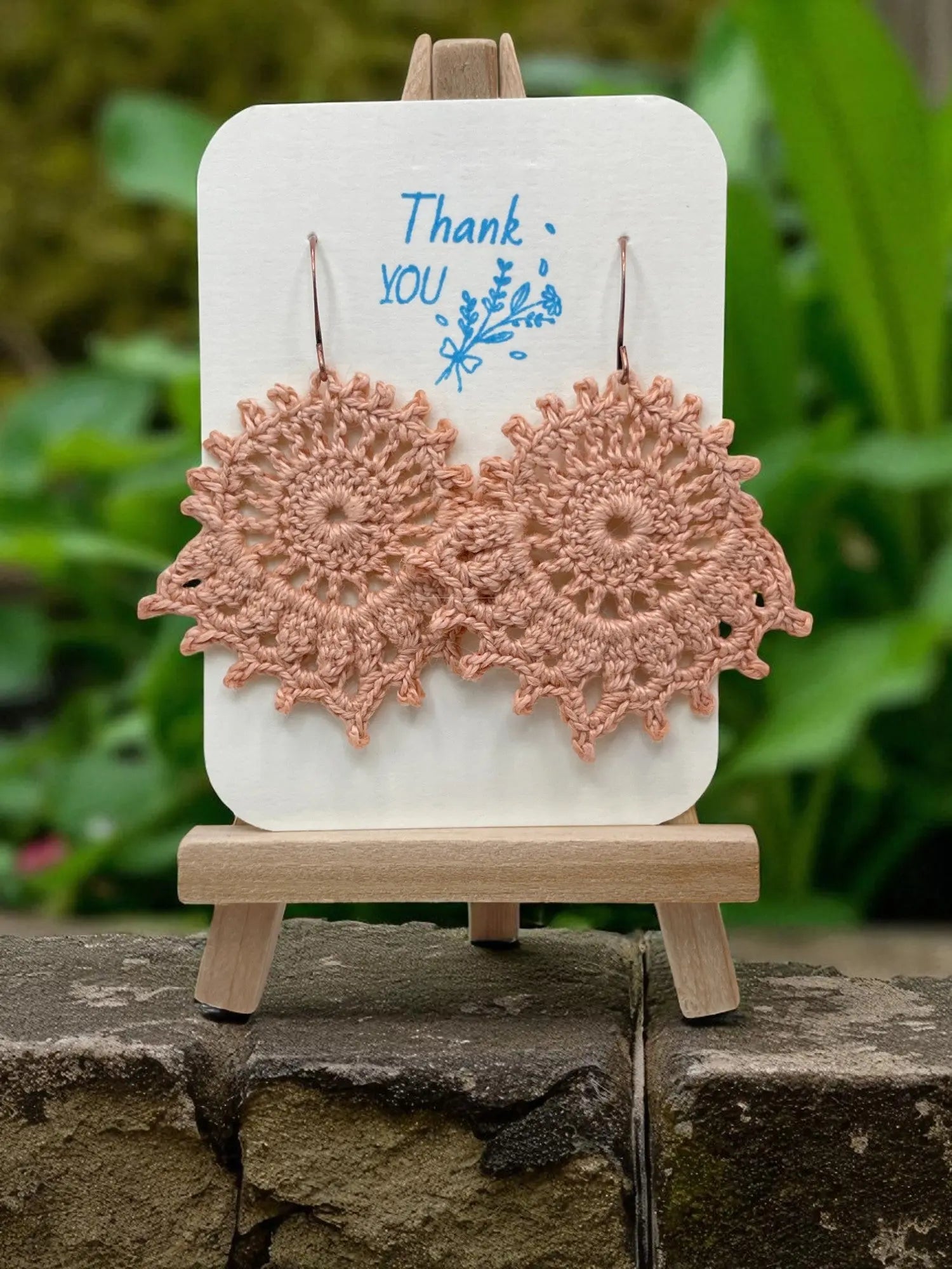 The Royal Whimsy in almond Tangles & Twine