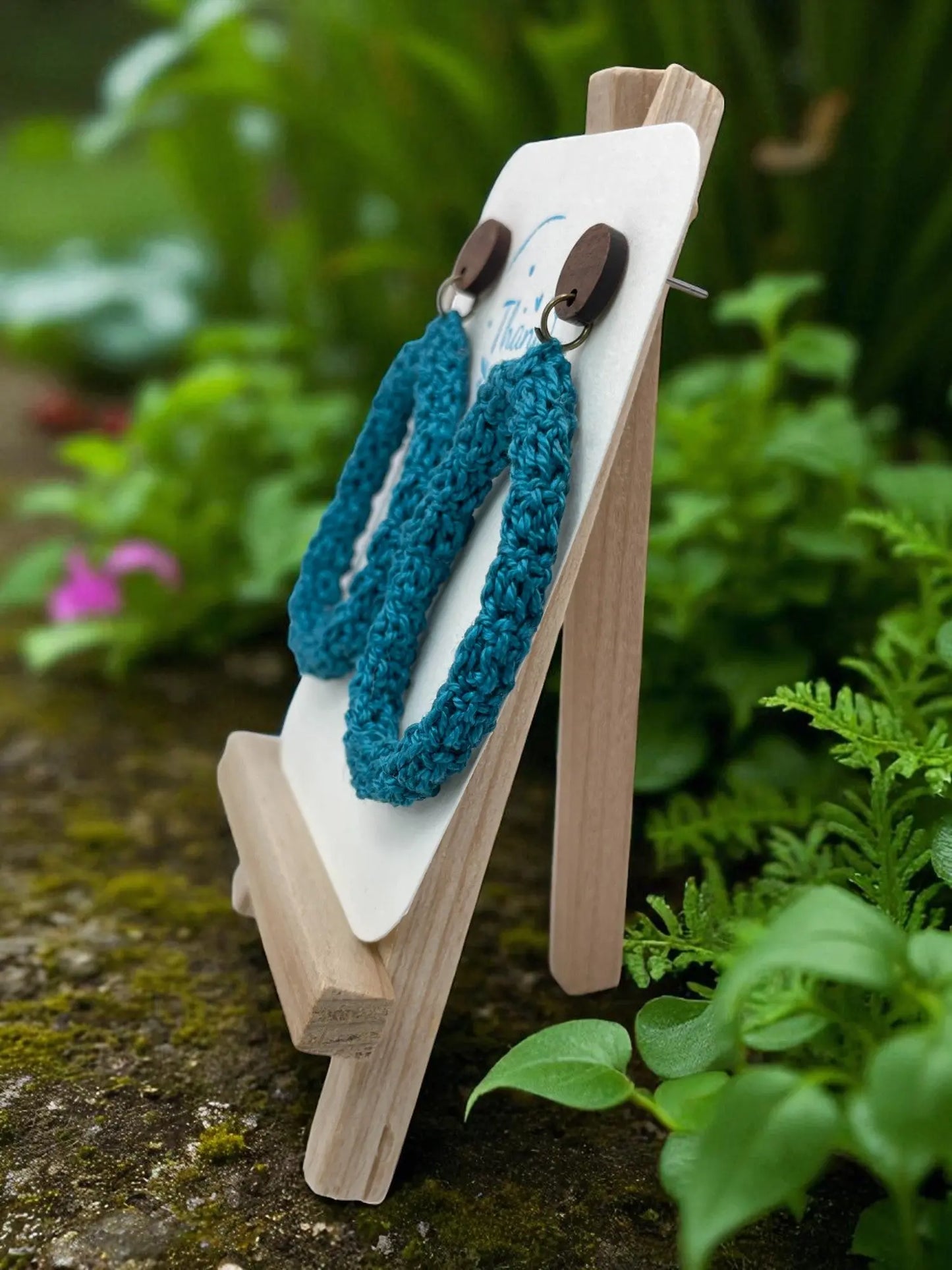 Oval loops in teal Tangles & Twine