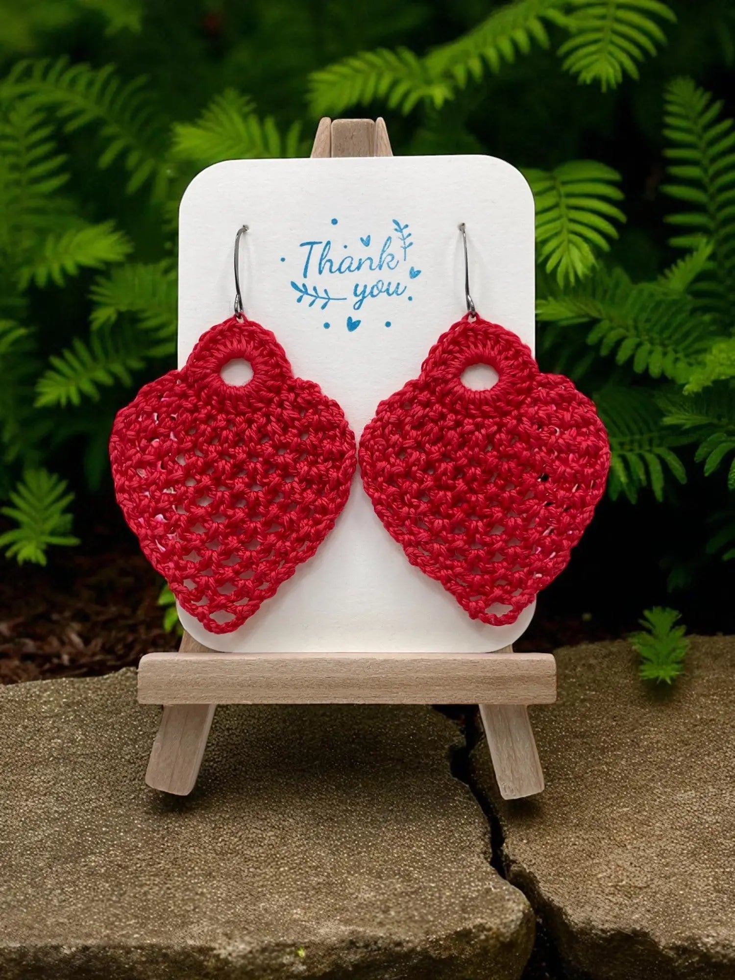 Pineapple in red Tangles & Twine