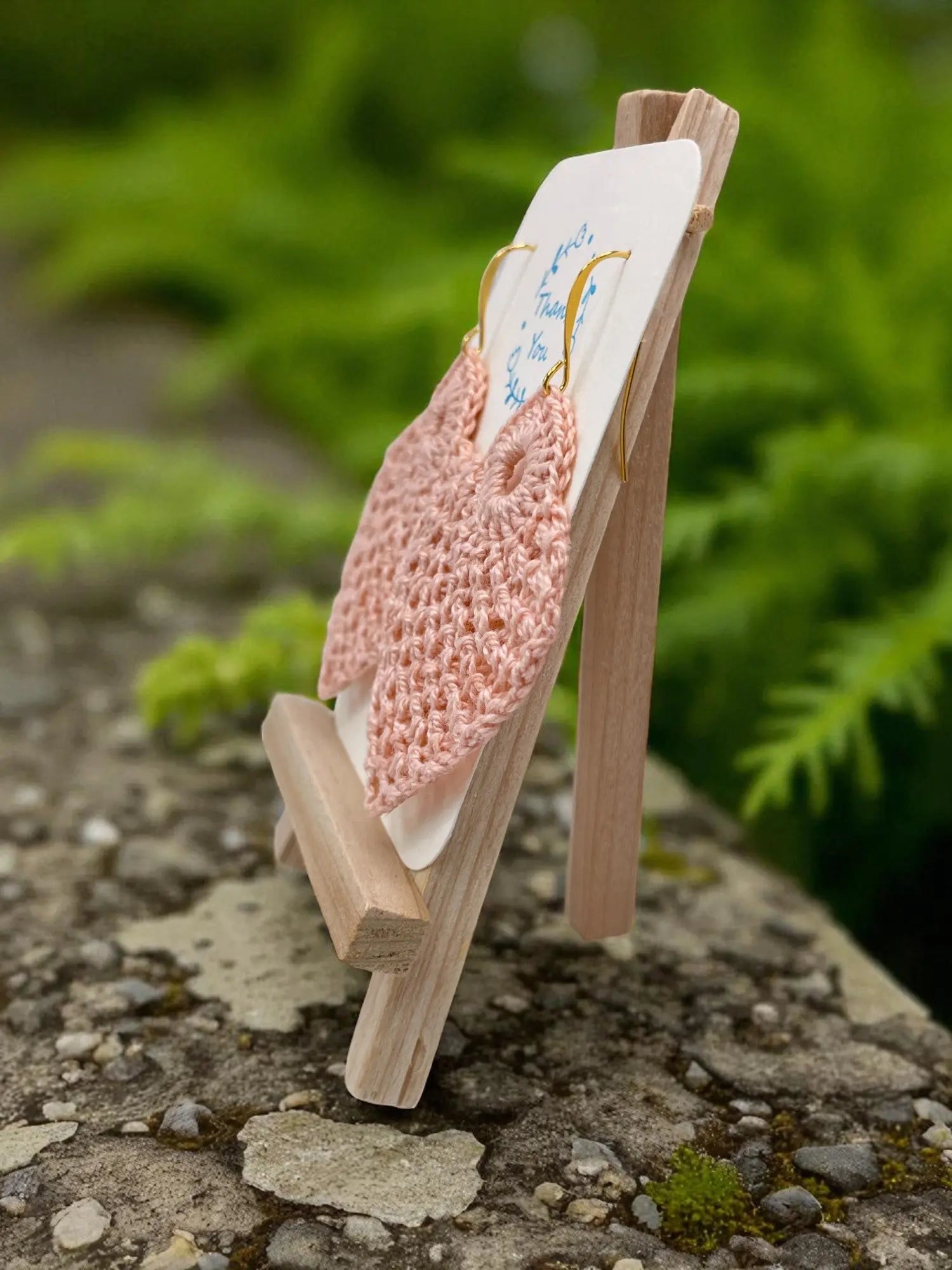 Pineapple in blush Tangles & Twine