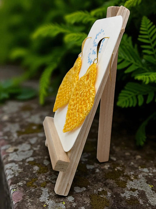 Pineapple in yellow Tangles & Twine