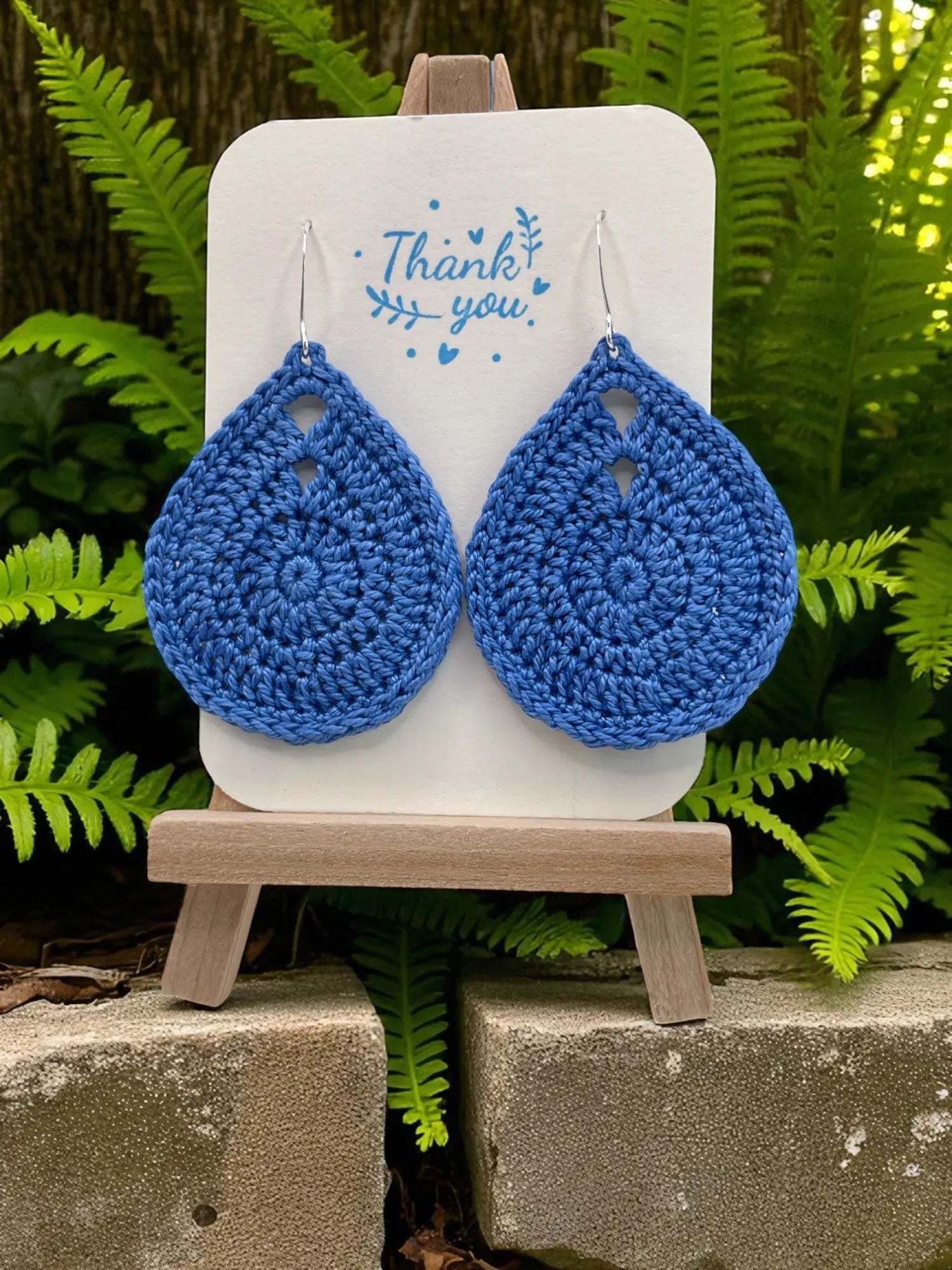 Solid teardrop in blue (medium) Tangles & Twine