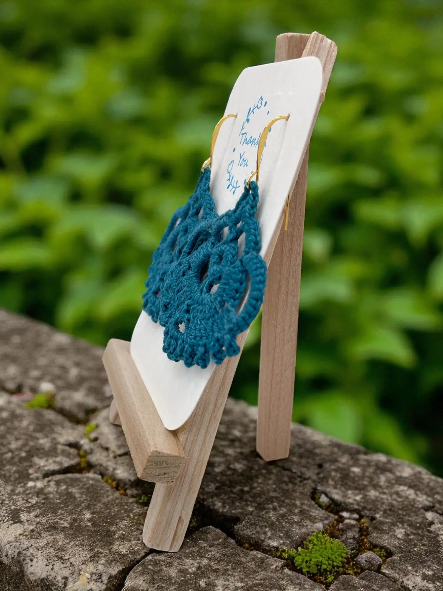 The Crown in teal Tangles & Twine