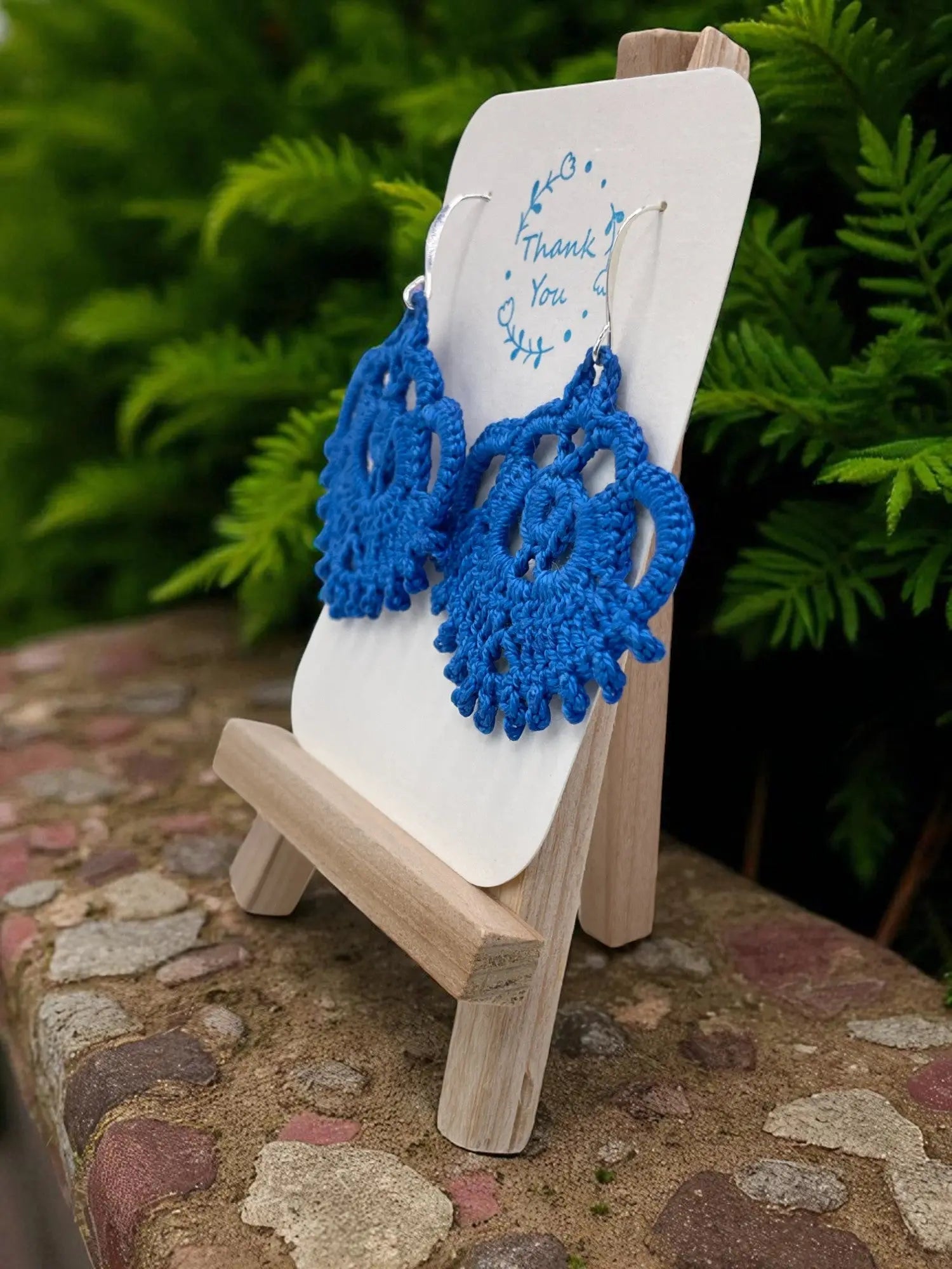 The Crown in bright blue Tangles & Twine