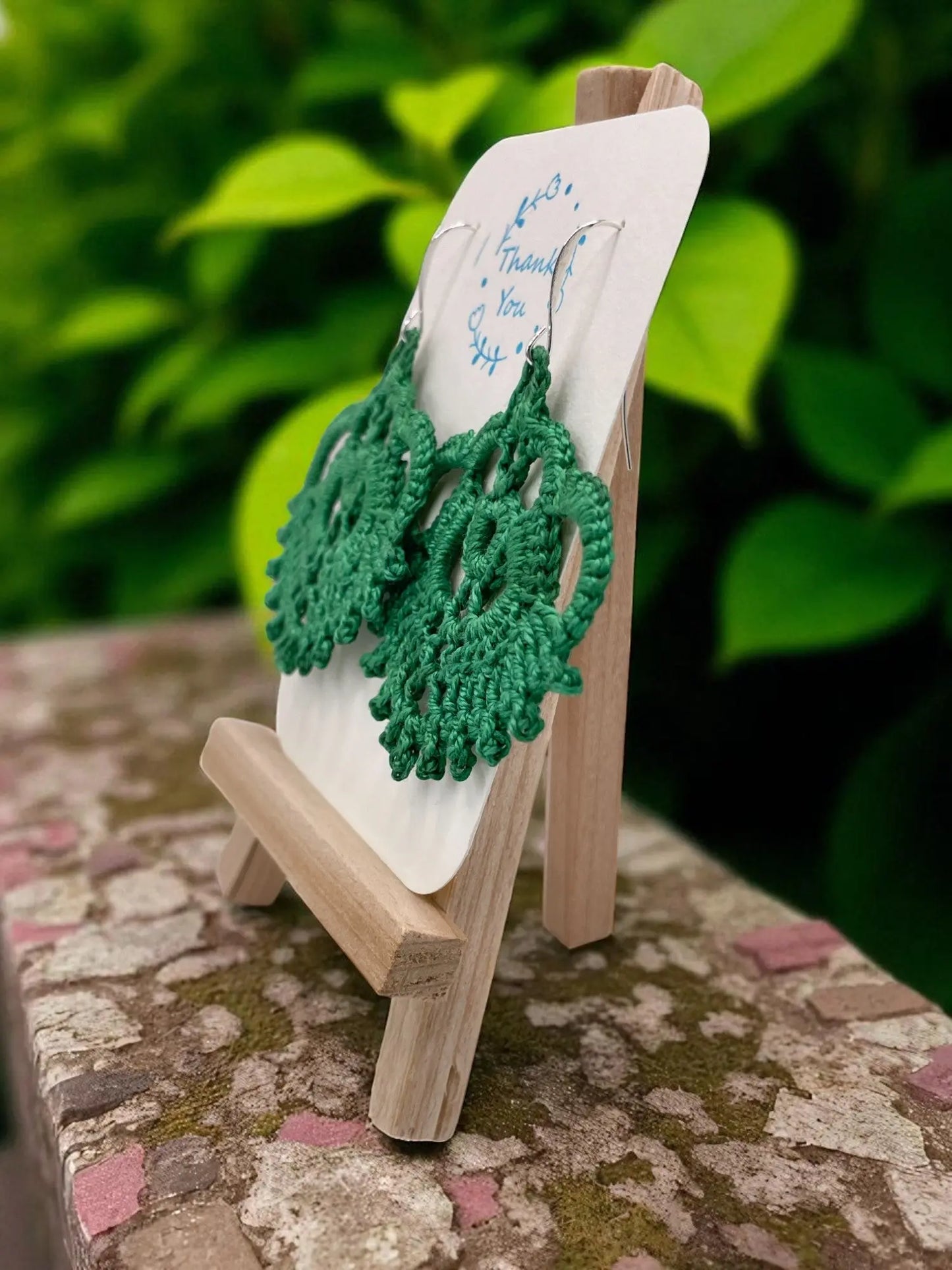 The Crown in green Tangles & Twine