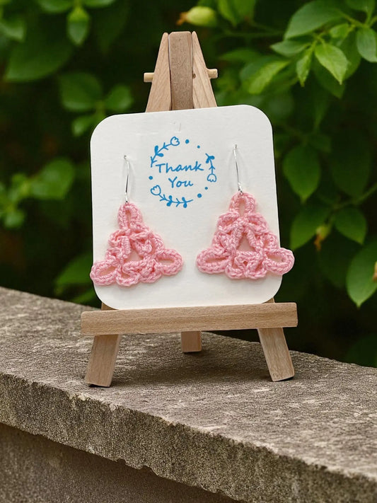 Celtic Triangle in pink Tangles & Twine