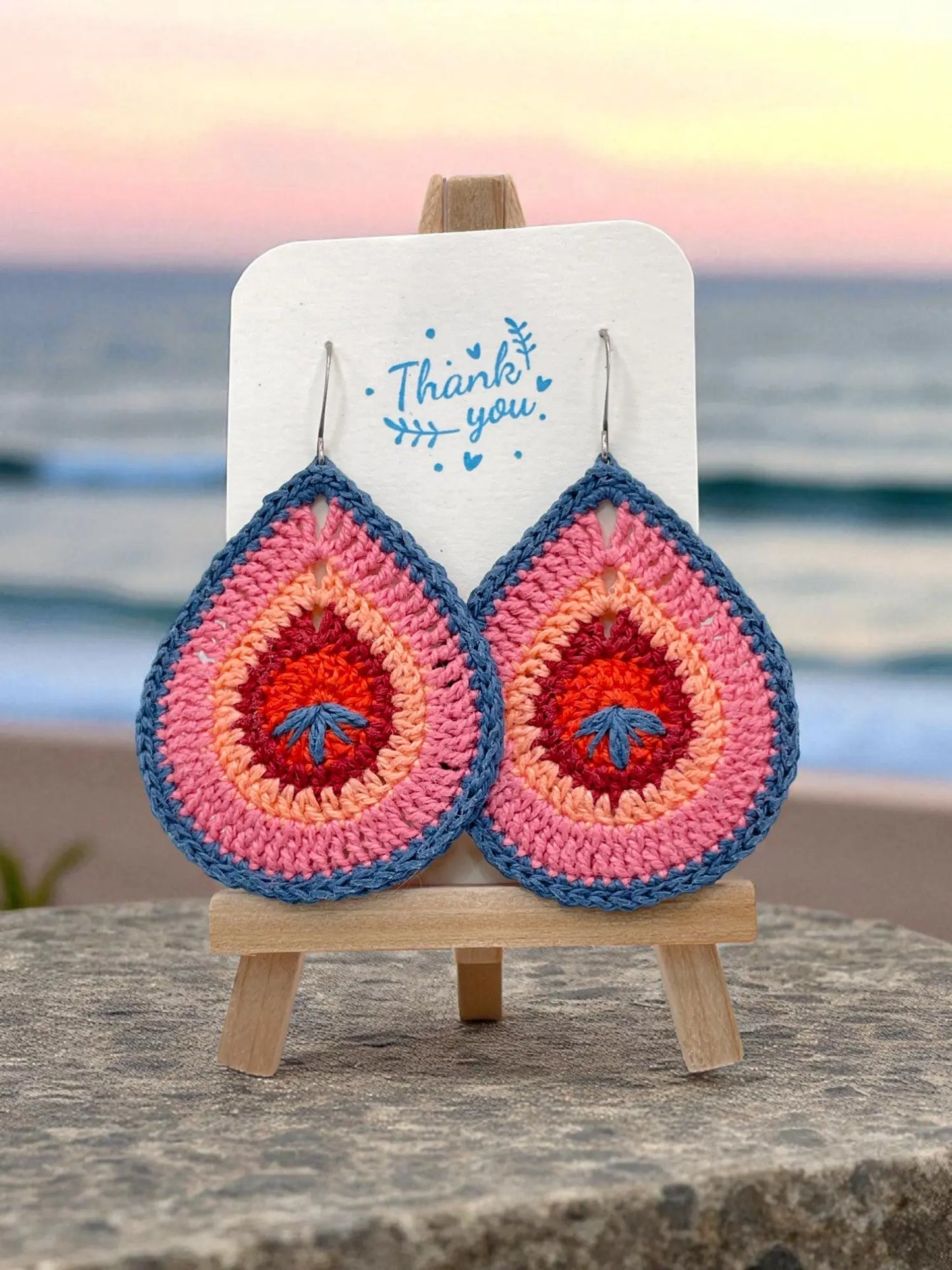 Fancy Teardrop in pinks and blues Tangles & Twine