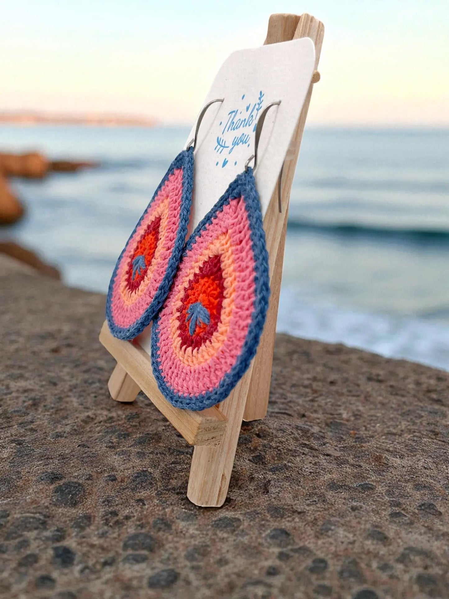 Fancy Teardrop in pinks and blues Tangles & Twine