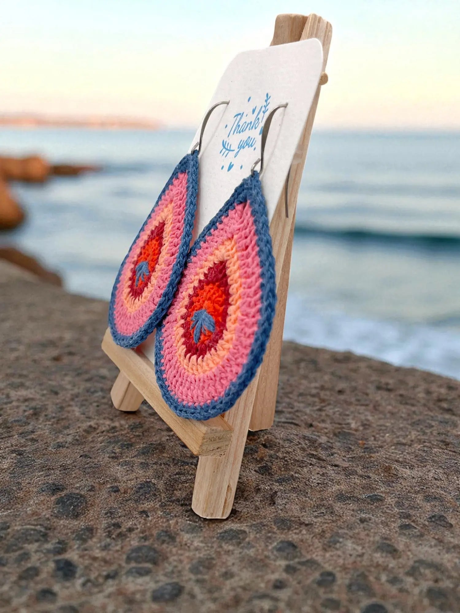 Fancy Teardrop in pinks and blues Tangles & Twine