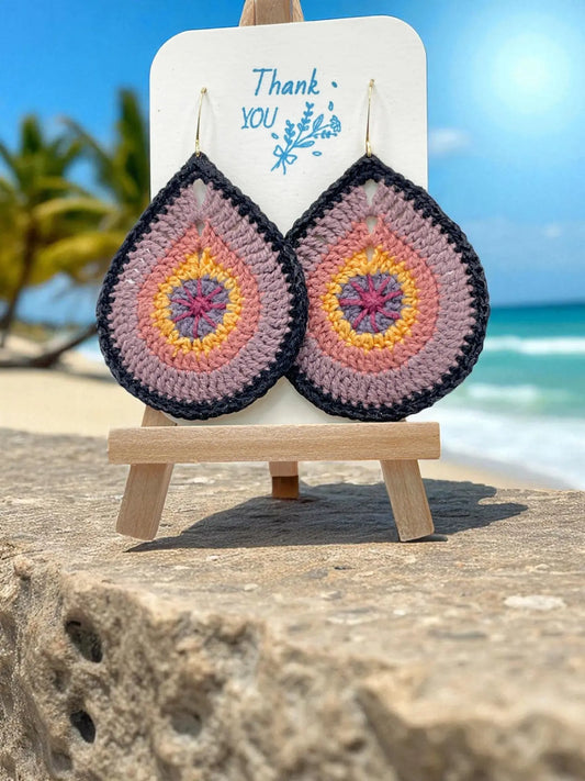 Fancy Teardrop in shades of mauve Tangles & Twine