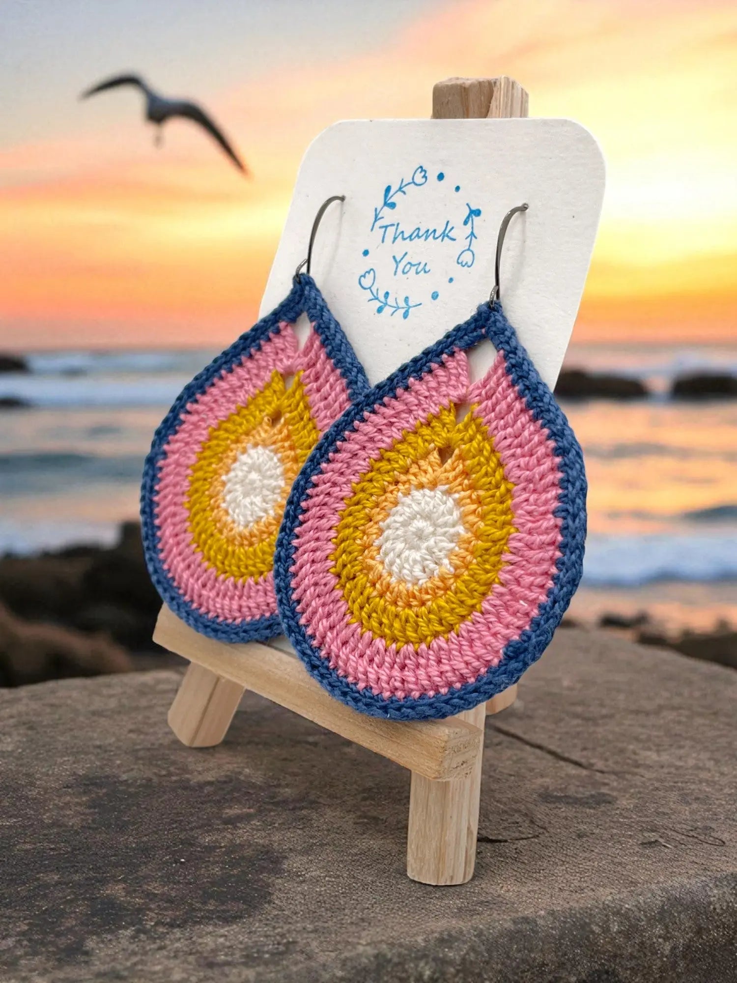 Fancy Teardrop inspired by the beach Tangles & Twine