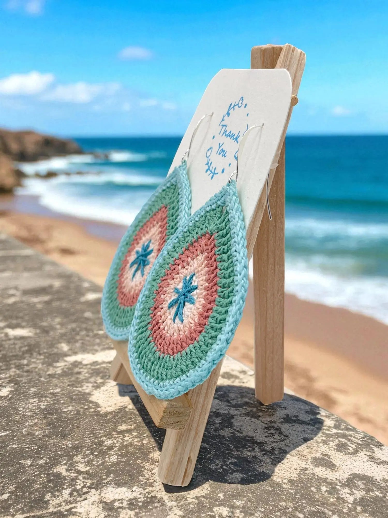 Fancy Teardrop in coastal hues Tangles & Twine