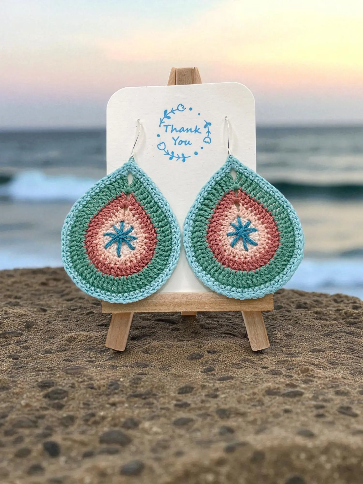 Fancy Teardrop in coastal hues Tangles & Twine