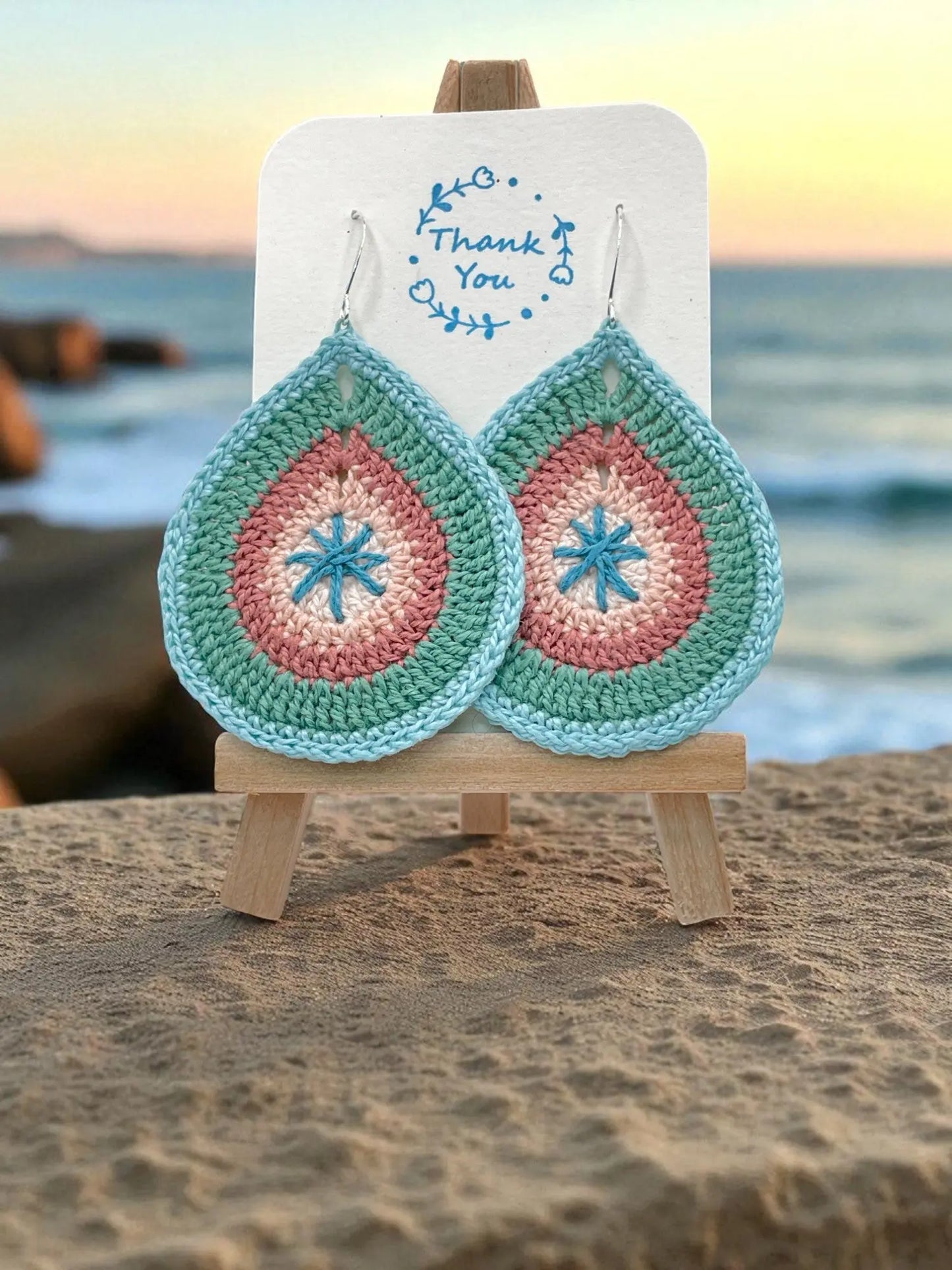 Fancy Teardrop in coastal hues Tangles & Twine