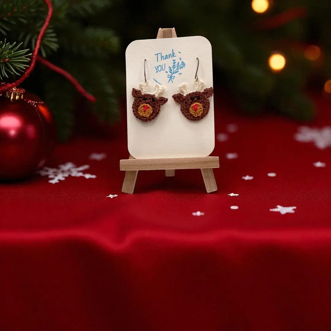 Rudolph (#5) Tangles & Twine