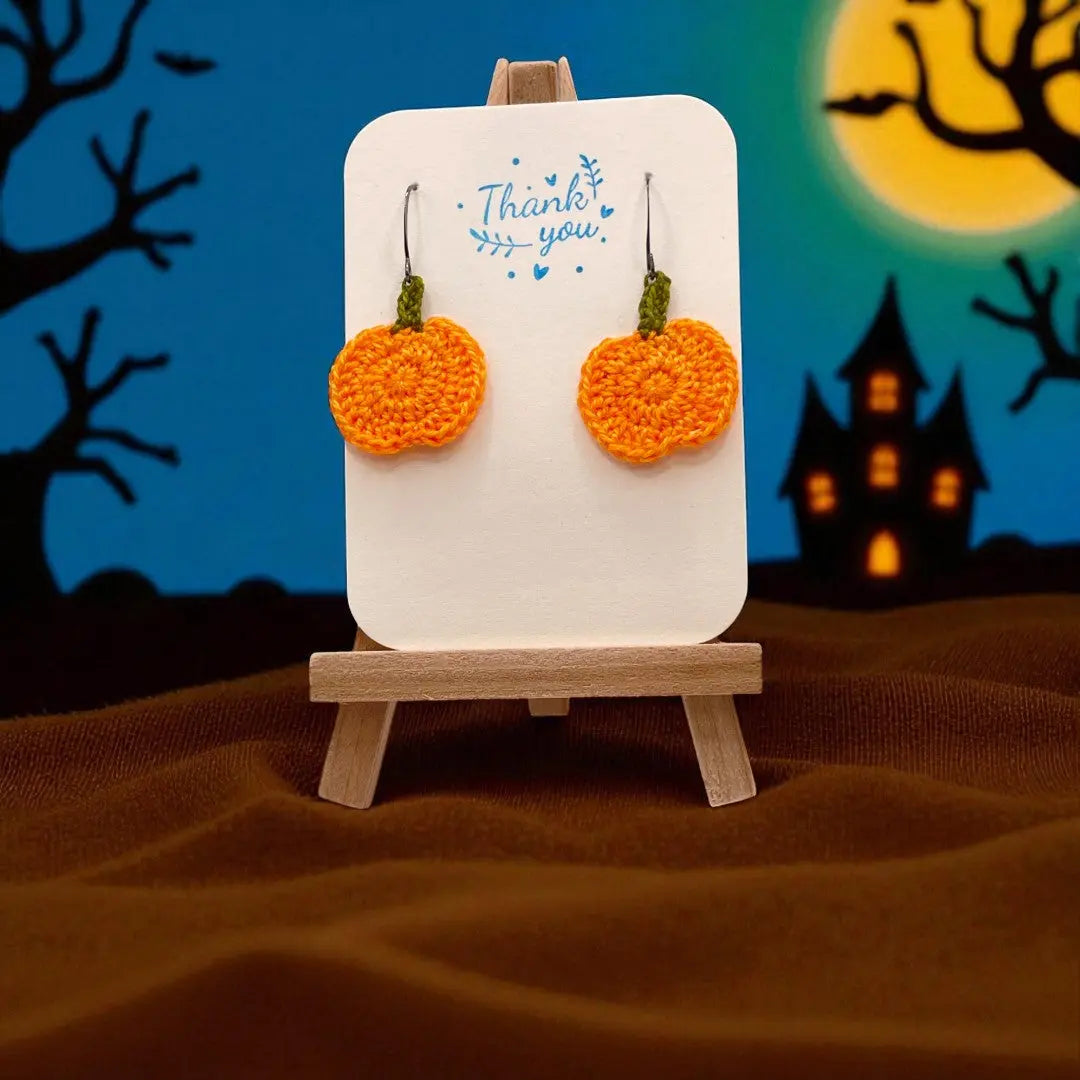 Pumpkin (#4) Tangles & Twine