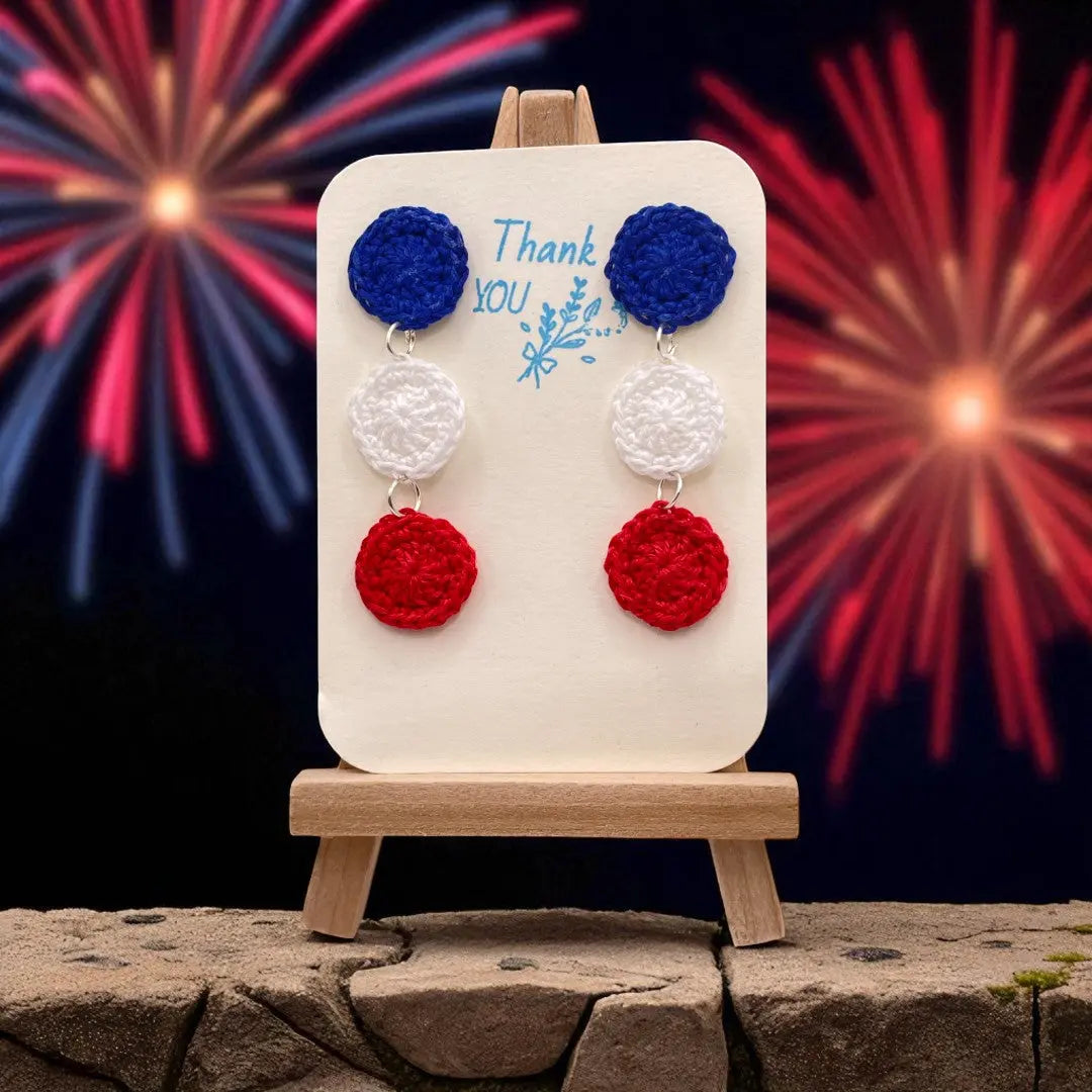 4th of July 'Happy Dots' - Tangles & Twine