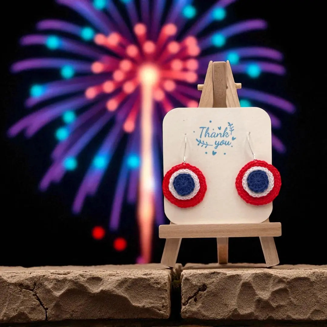 4th of July 3D Circles (#1) - Tangles & Twine