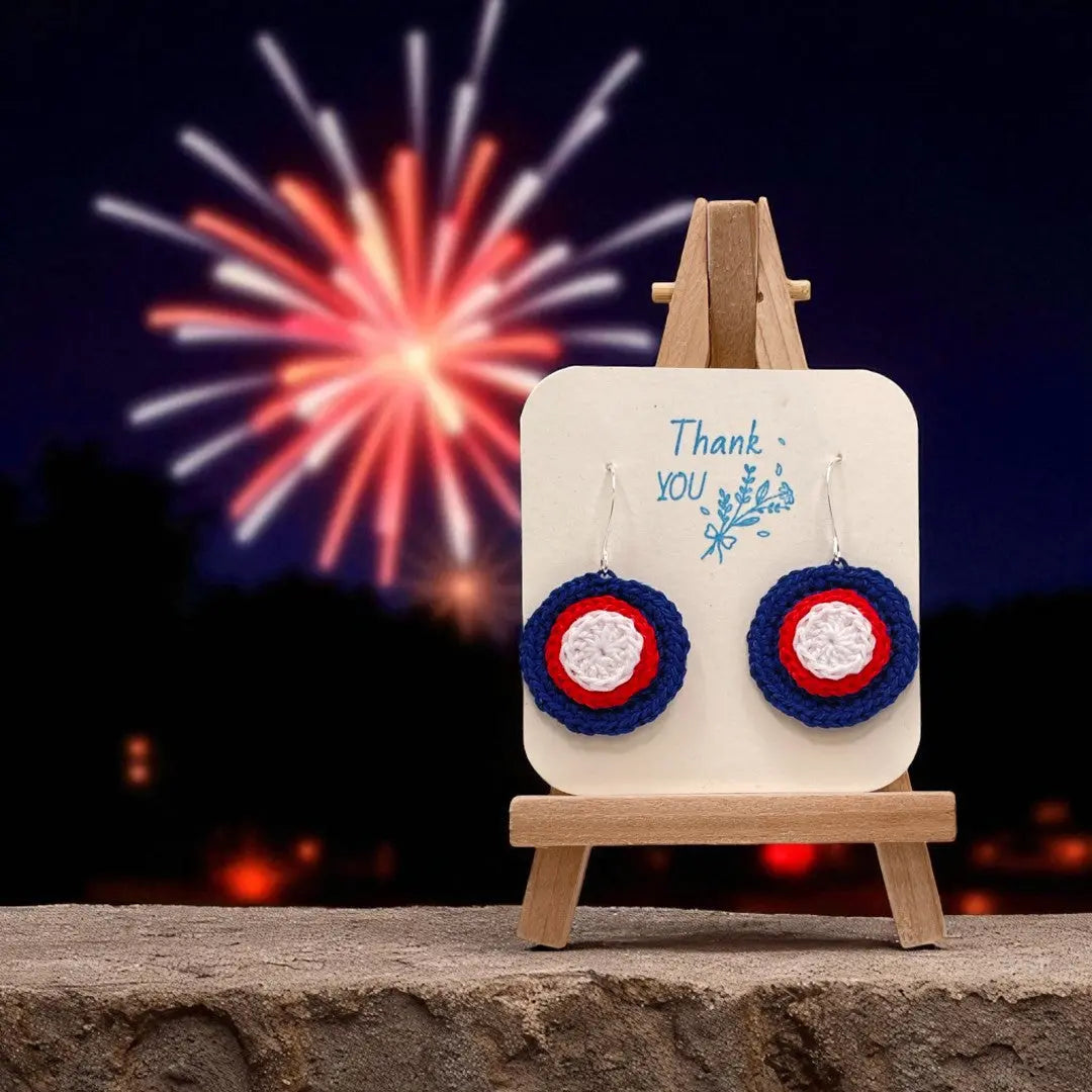 4th of July 3D Circles (#2) - Tangles & Twine