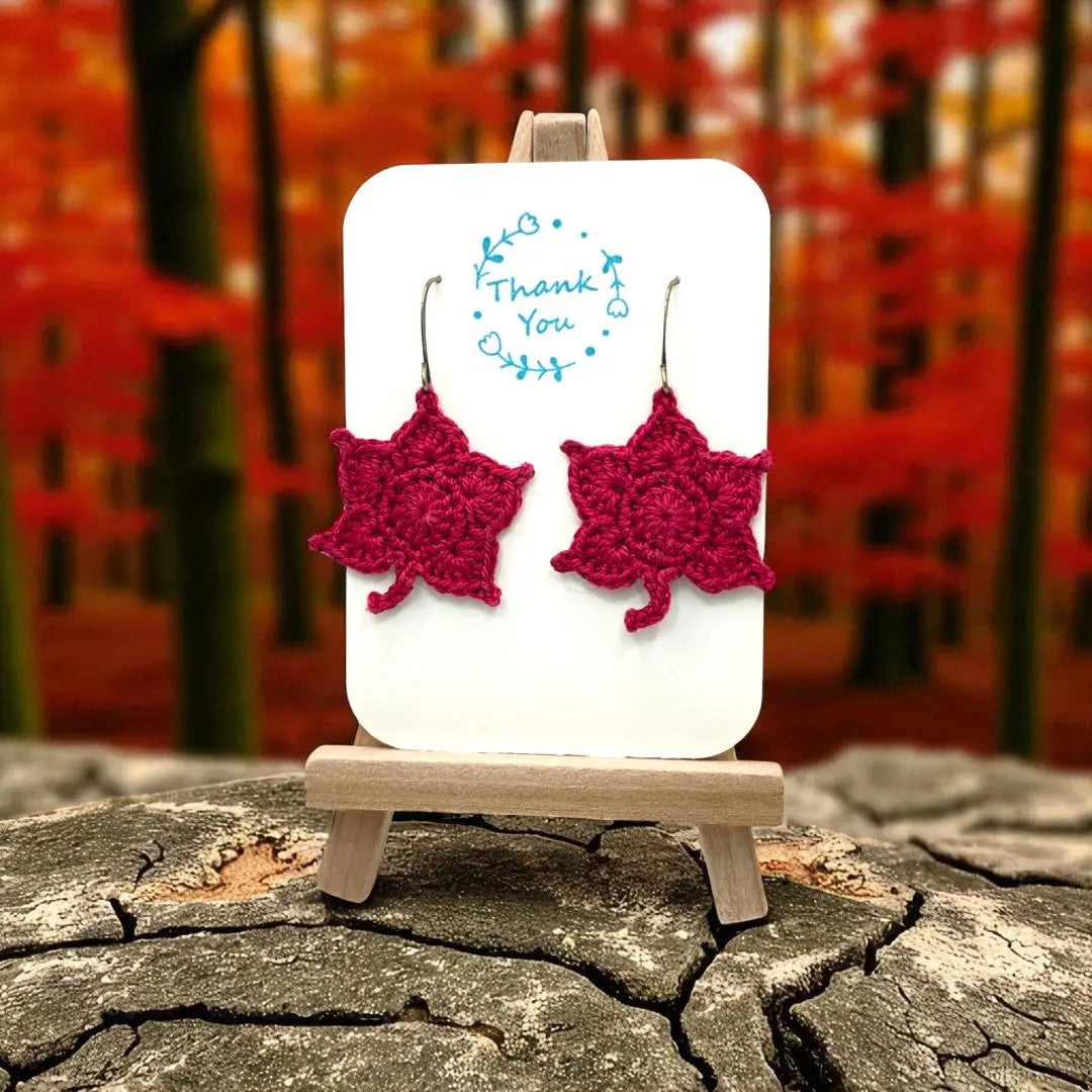 Maple Leaf in currant (#10) Tangles & Twine