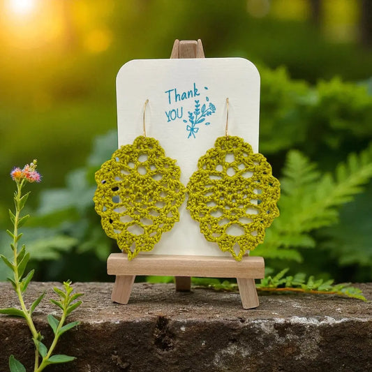 Lacey Pineapple in chartreuse Tangles & Twine